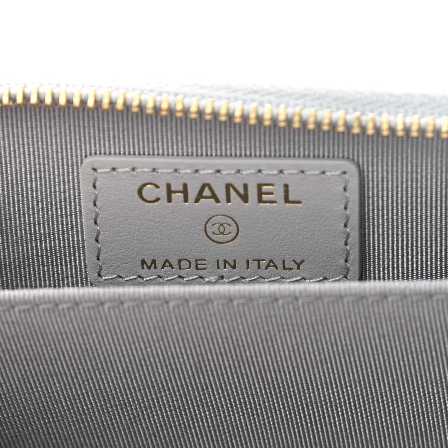 Caviar Quilted Zip Coin Purse Grey