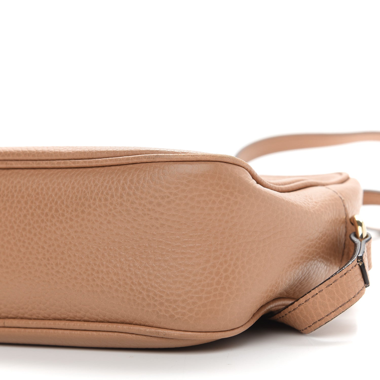 Gucci Pebbled Calfskin Small Soho Disco Bag Camelia 8 of 9