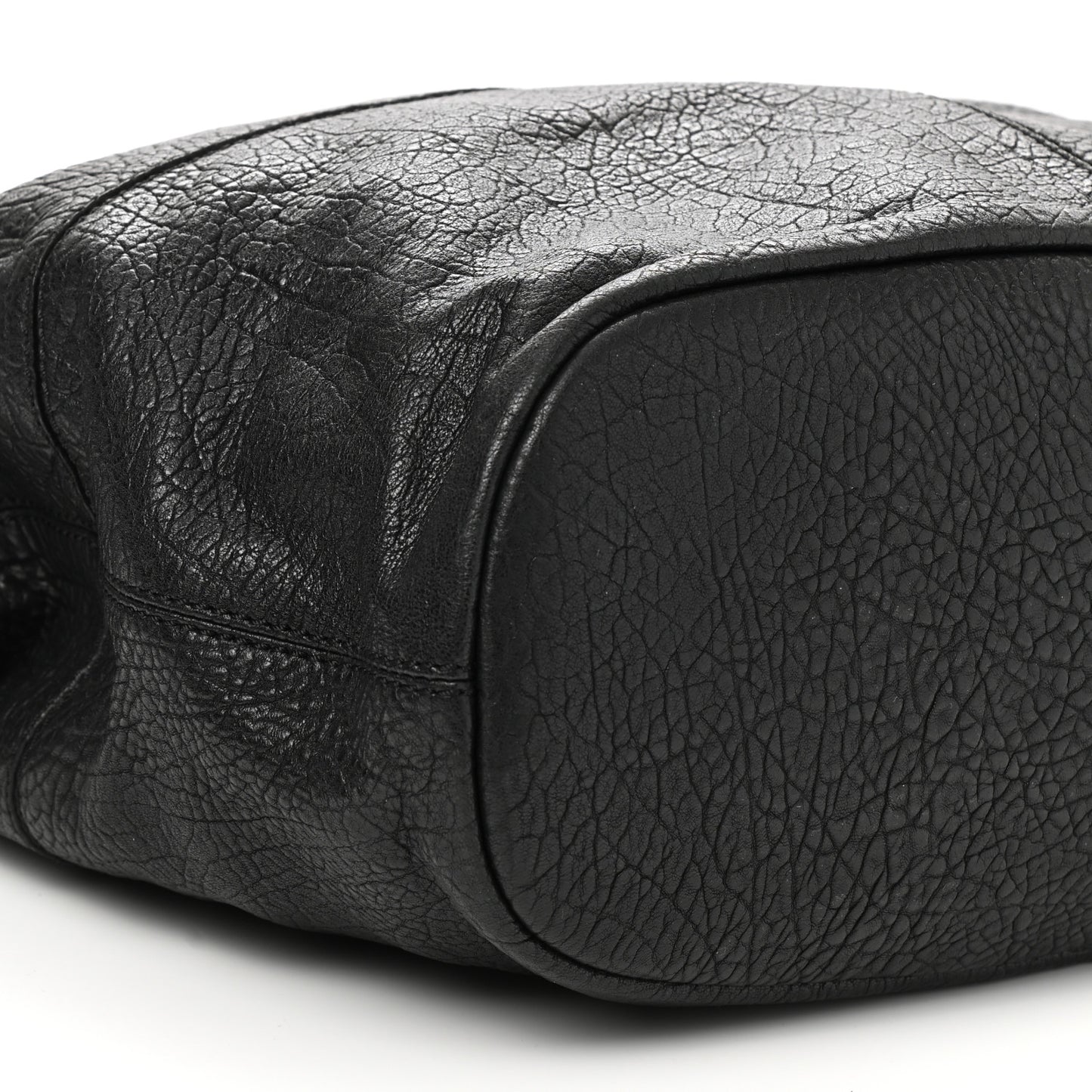 Pebbled Lambskin Zip Animation Medium Nightingale Black