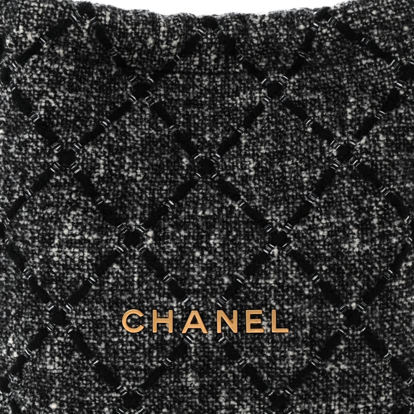 Tweed Quilted Chanel 22 Black Ecru