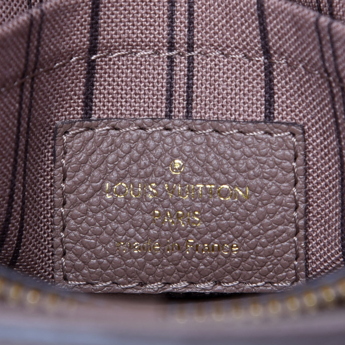 Empreinte Montaigne BB Mastic