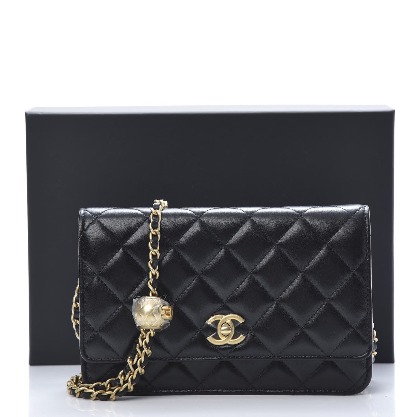 Lambskin Quilted CC Pearl Crush Wallet on Chain WOC Black