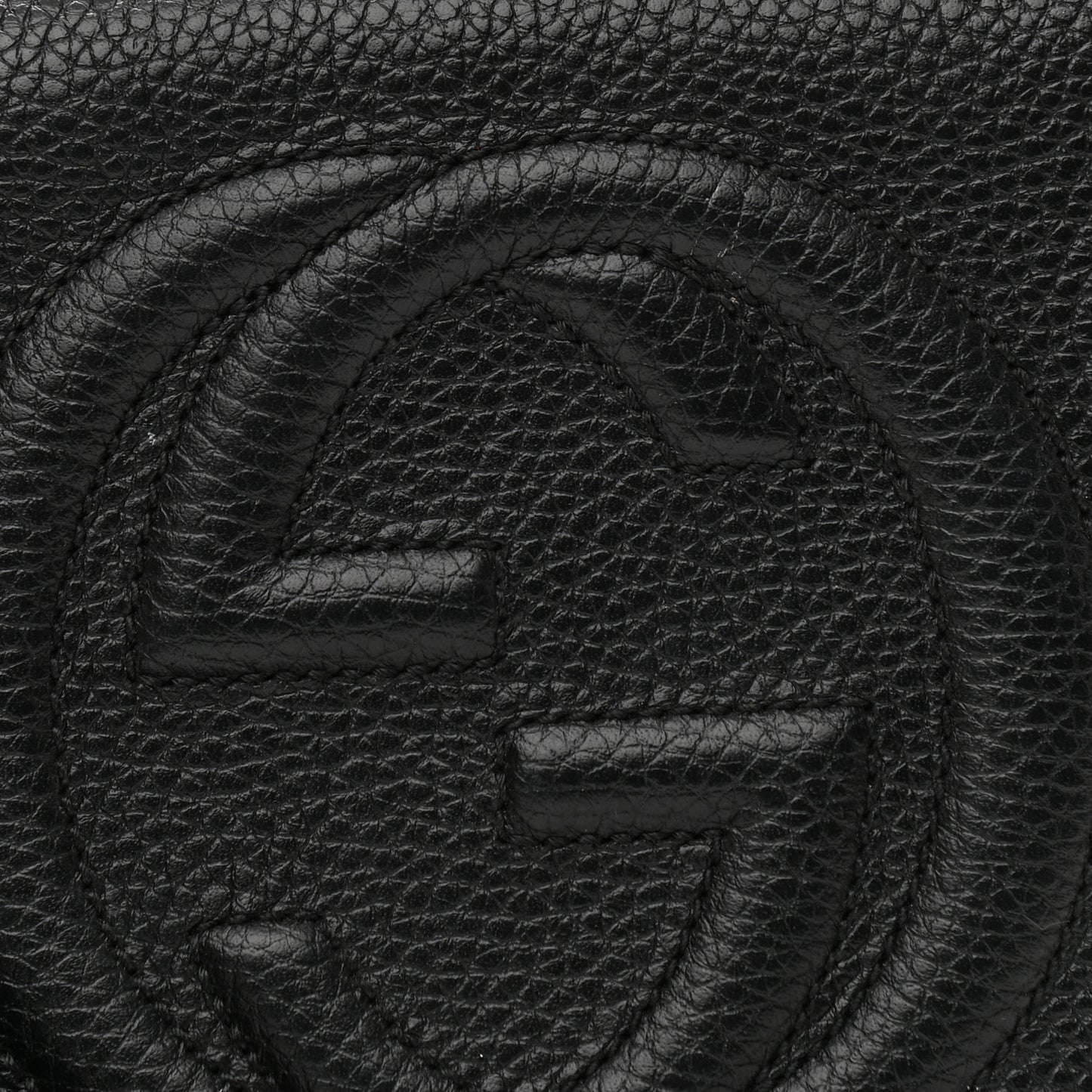 Pebbled Calfskin Small Soho Disco Bag Black