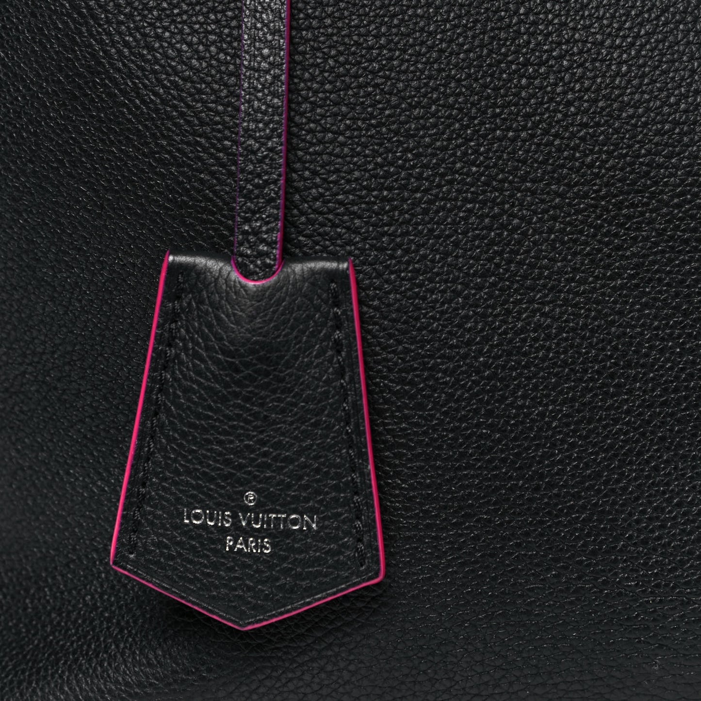 Calfskin Lockme Bucket Black