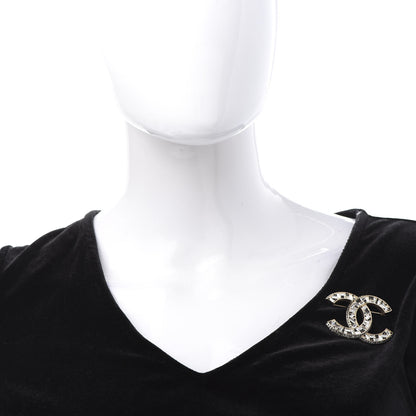 Chanel Baguette Crystal CC Brooch Gold Black 2 of 5