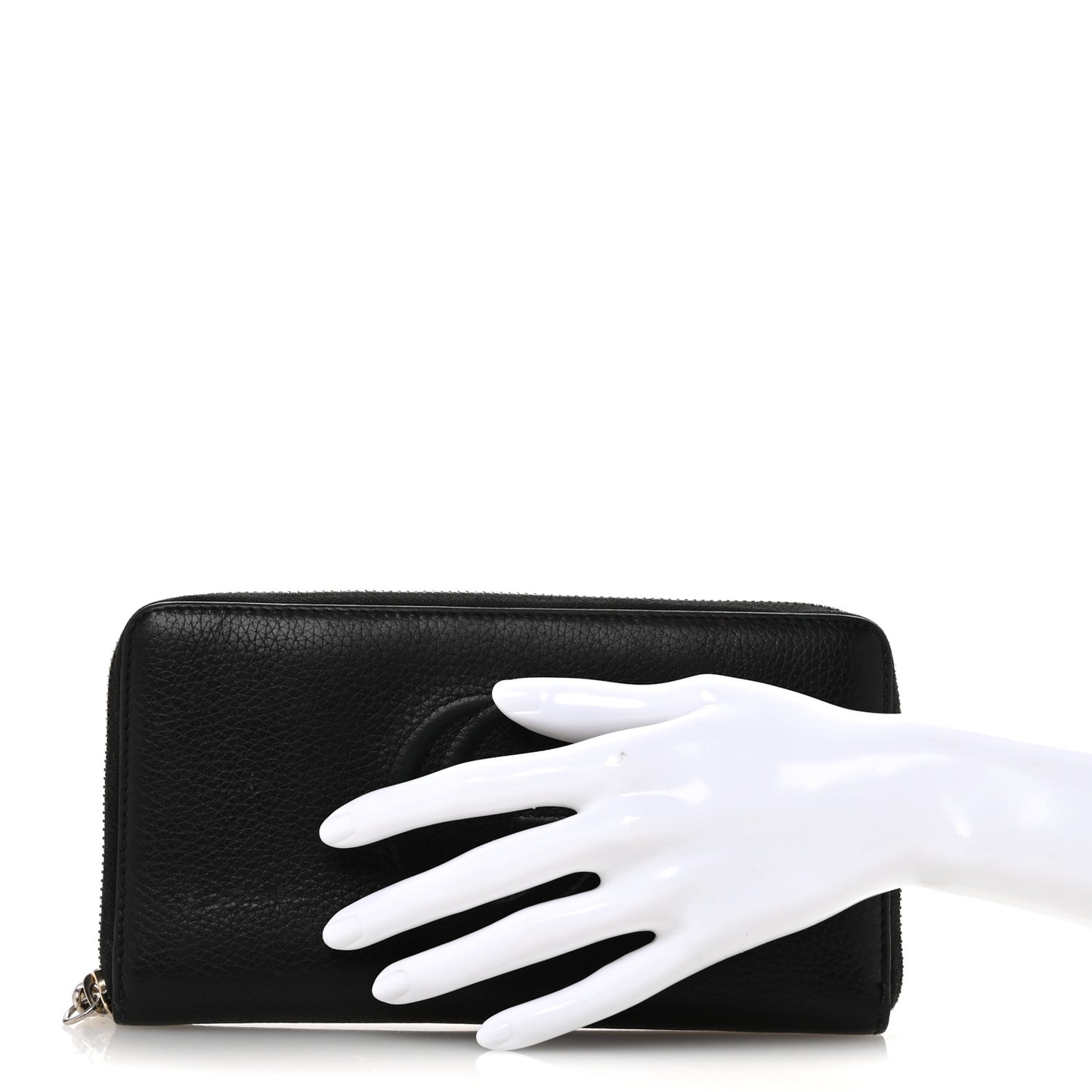 Pebbled Calfskin Soho Zip Around Wallet Black