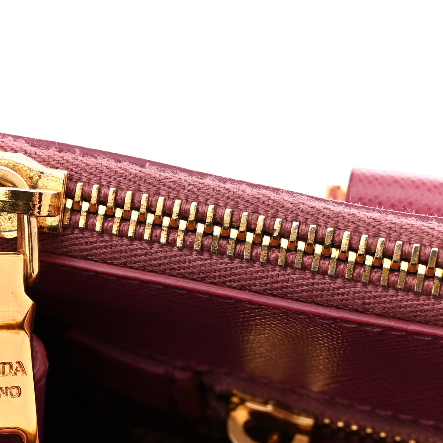 Saffiano Small Galleria Double Zip Tote Peonia