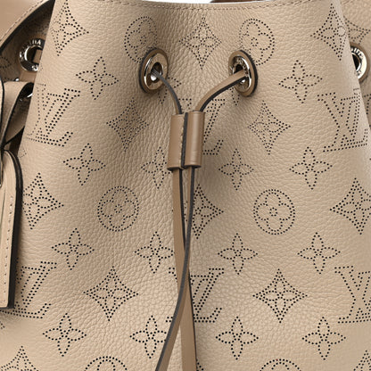 Louis Vuitton Mahina Muria Galet 7 of 9