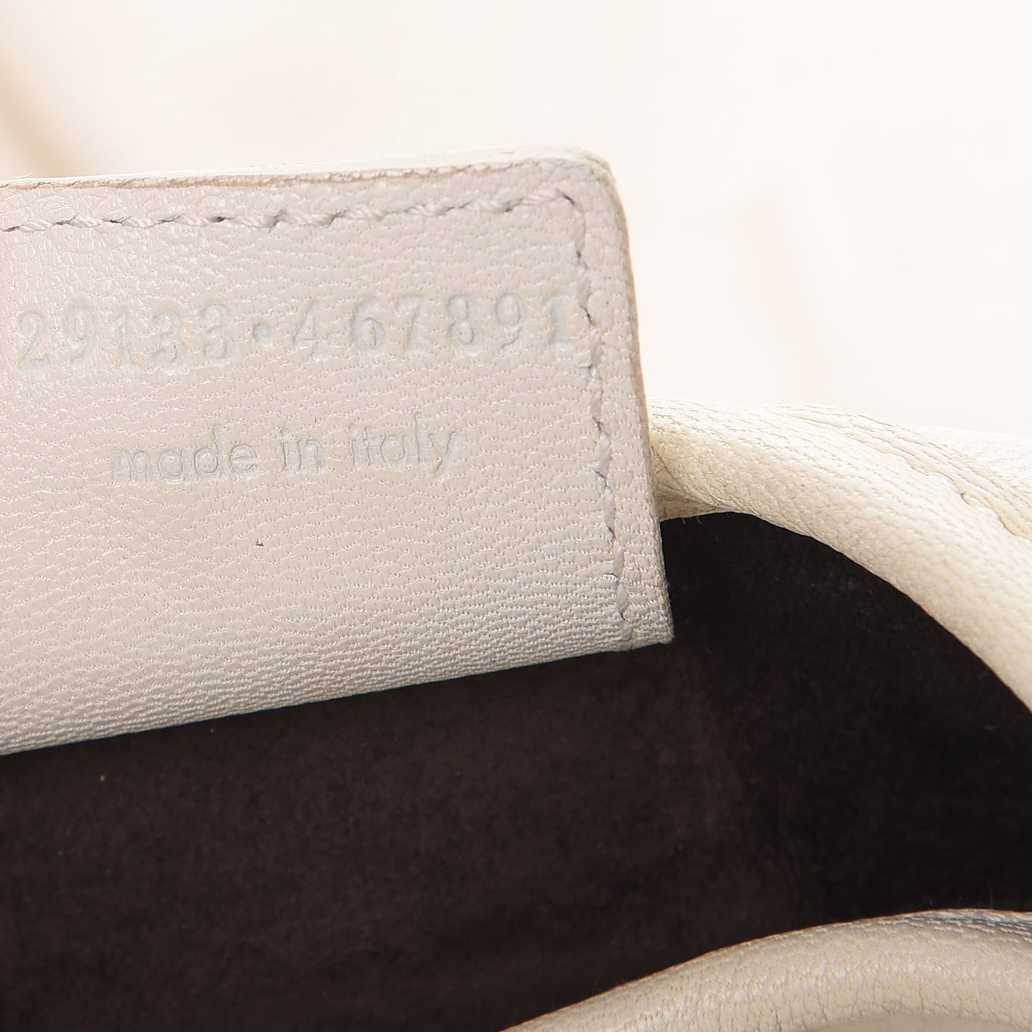 Chevre Saint Tropez Horn Bag Off White