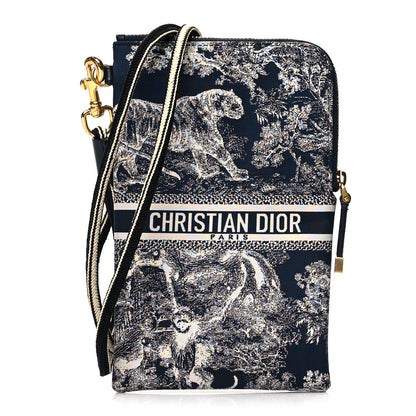 Christian Dior Technical Fabric Embroidered Toile De Jouy DiorTravel Multifunction Pouch Blue 3 of 11