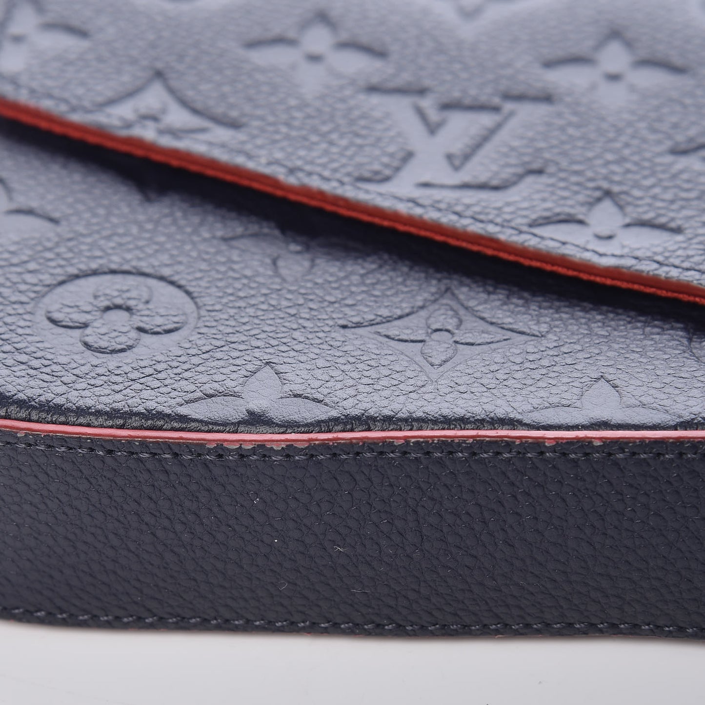 Empreinte Pochette Felicie Chain Wallet Marine Rouge