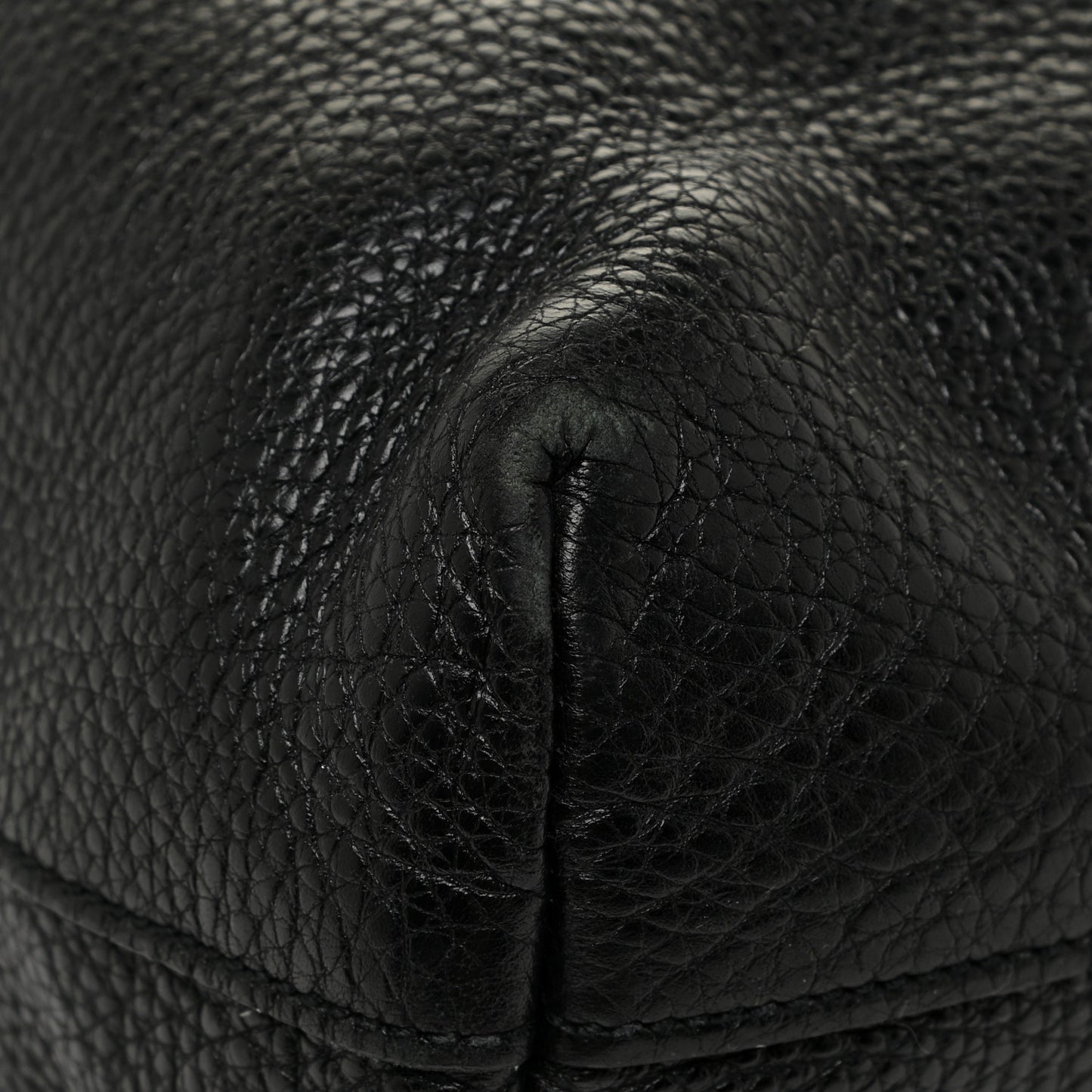 Vitello Daino Tote Black