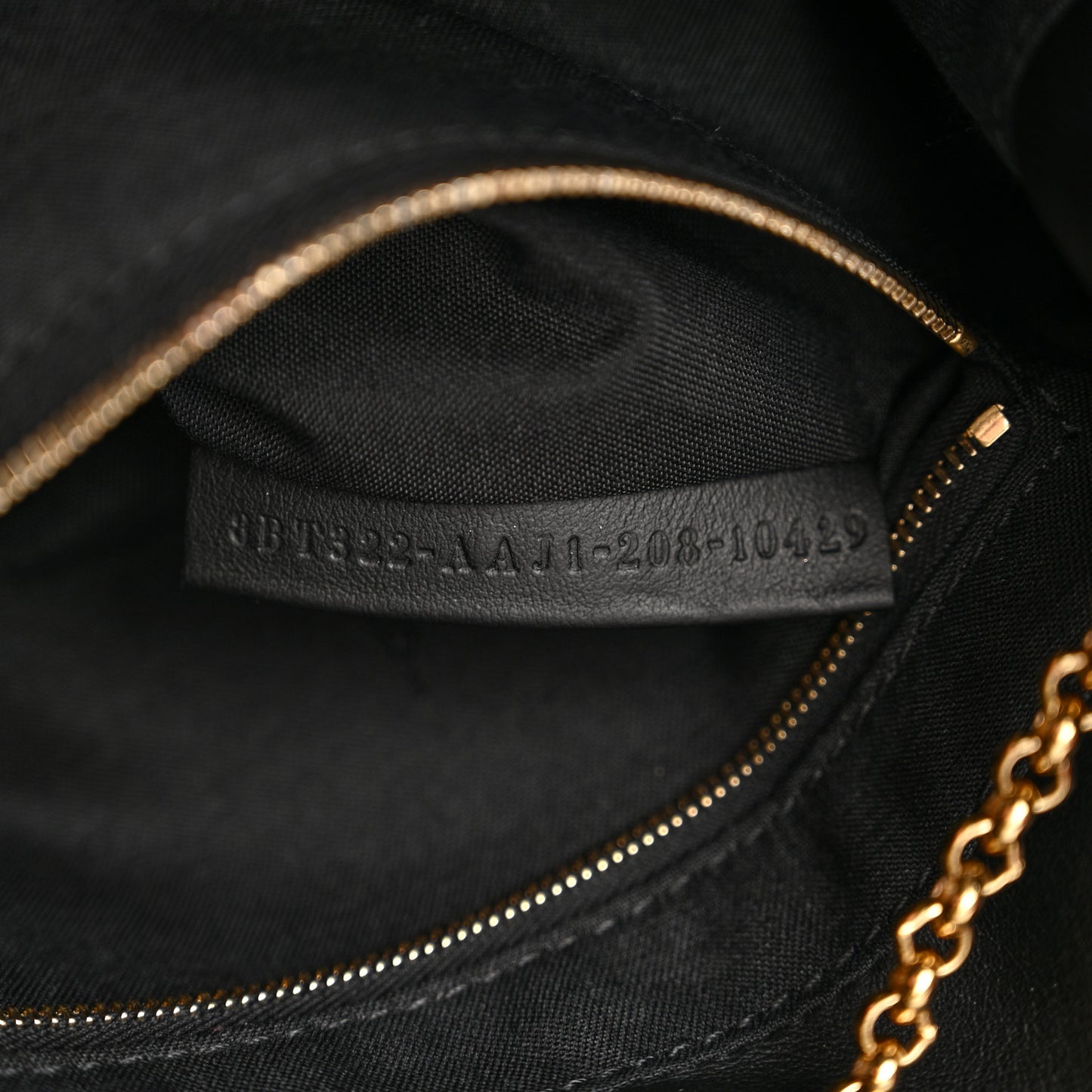 Vitello Grace King Karligraphy Chain Bucket Bag Black Bisquit