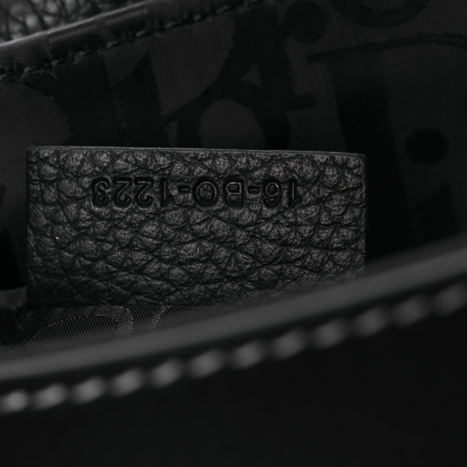 Christian Dior X KAWS Grained Calfskin Saddle Pouch Black 7 of 10