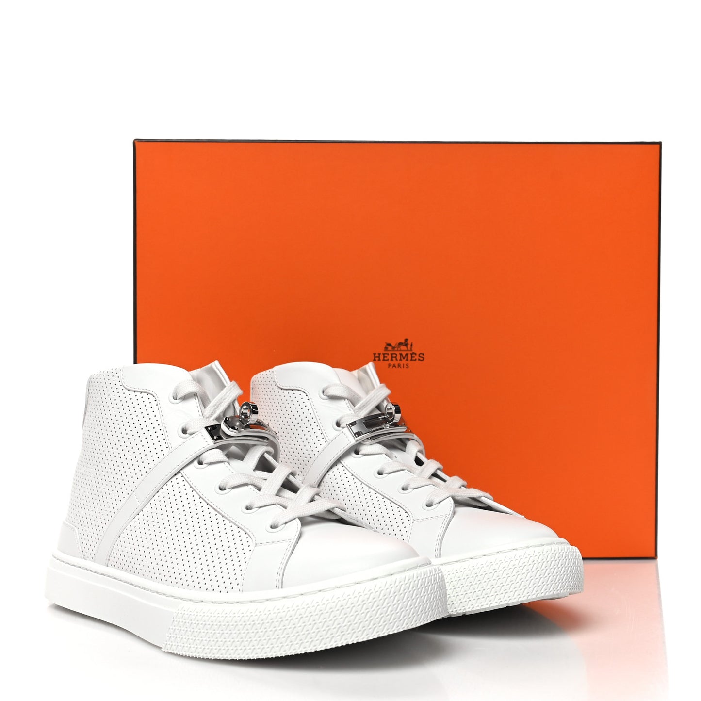 Calfskin Perforated Daydream Sneakers 39 White