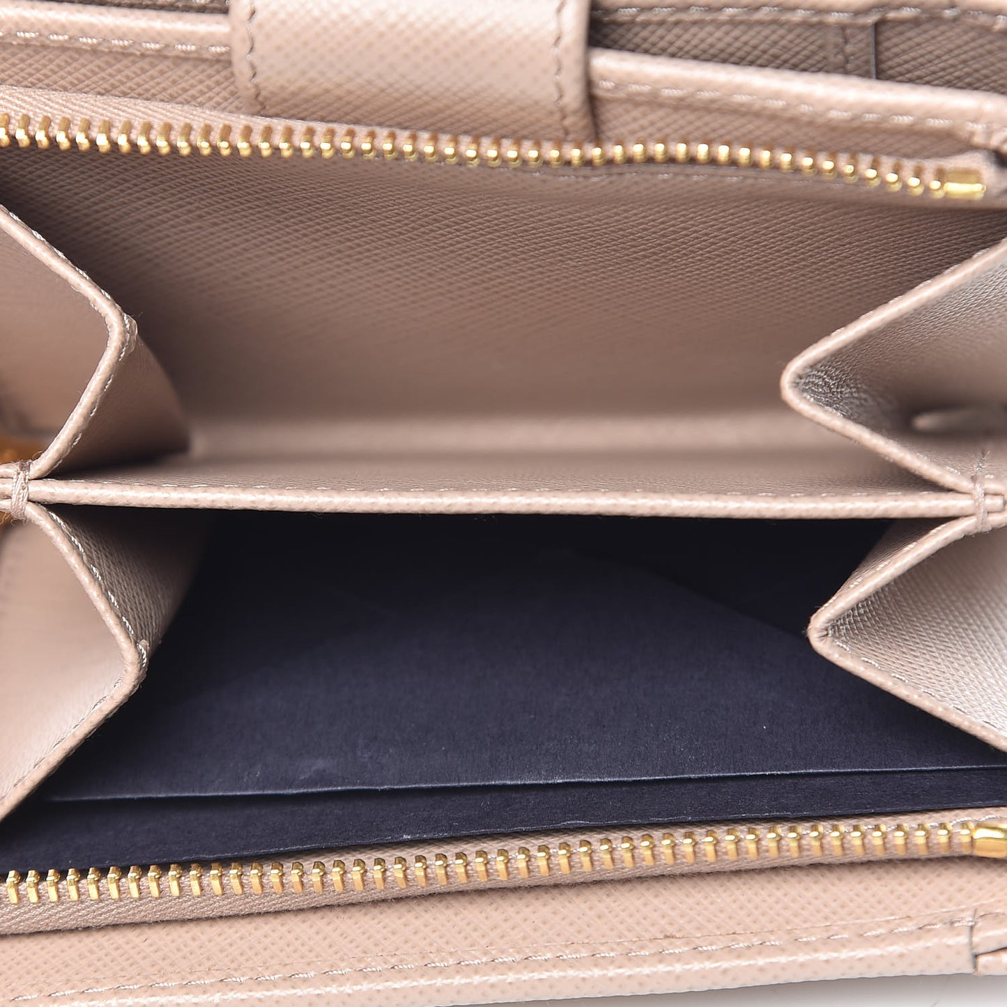 Saffiano Metal Compact Wallet Cipria