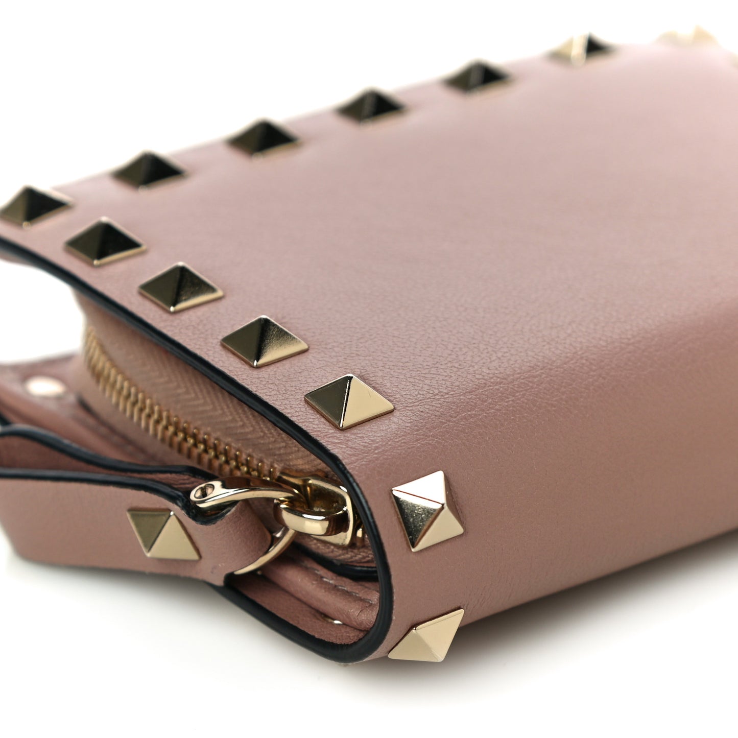 Calfskin Rockstud Compact Bi-Fold Wallet Poudre
