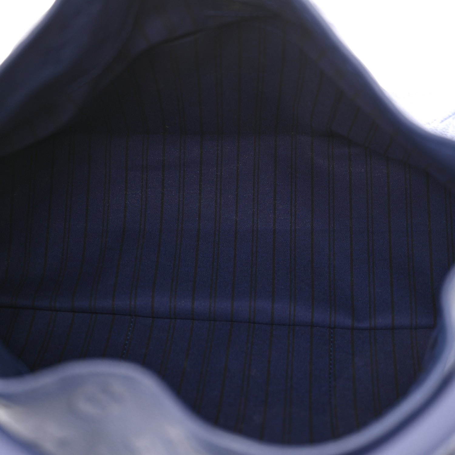 Louis Vuitton Empreinte Artsy MM Celeste 5 of 10