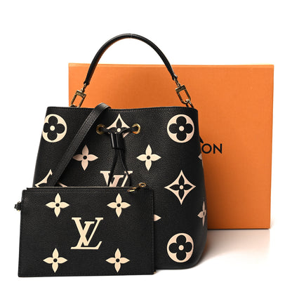 Louis Vuitton Empreinte Monogram Giant Neonoe MM Black Beige 11 of 11