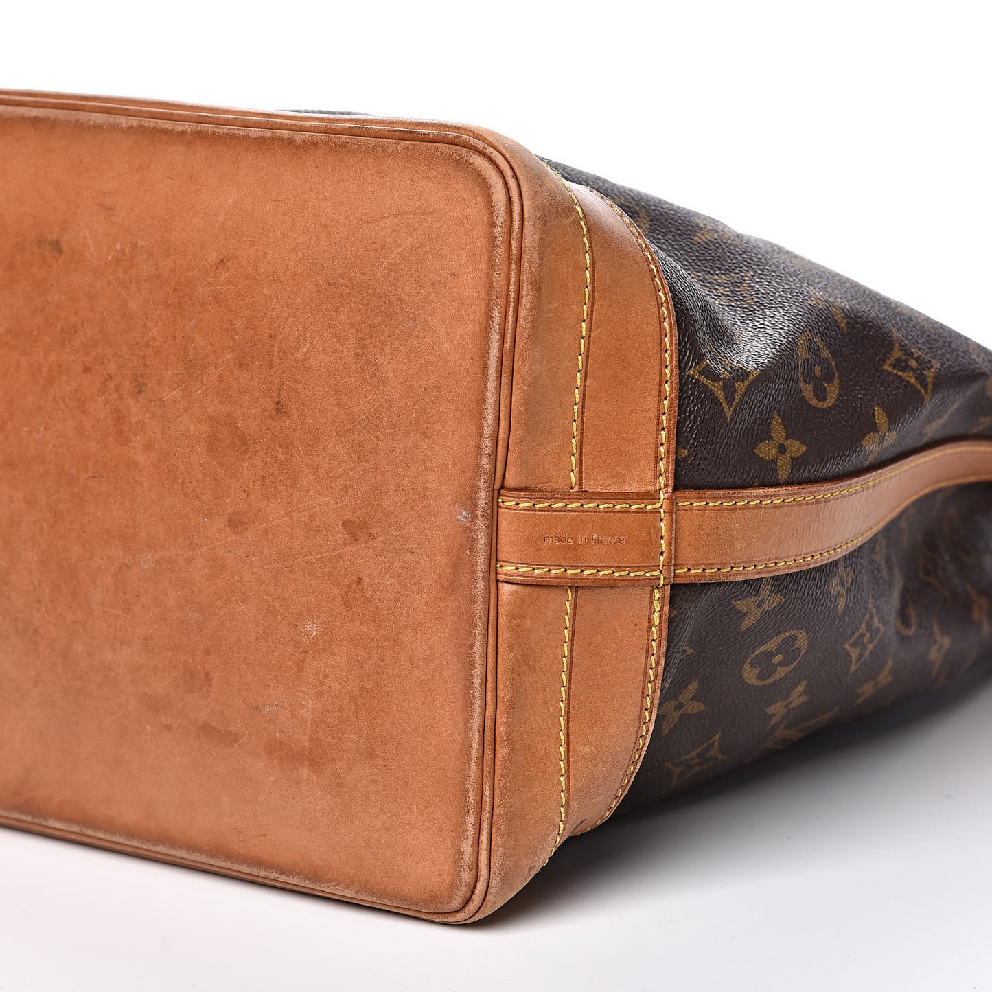 Monogram Noe