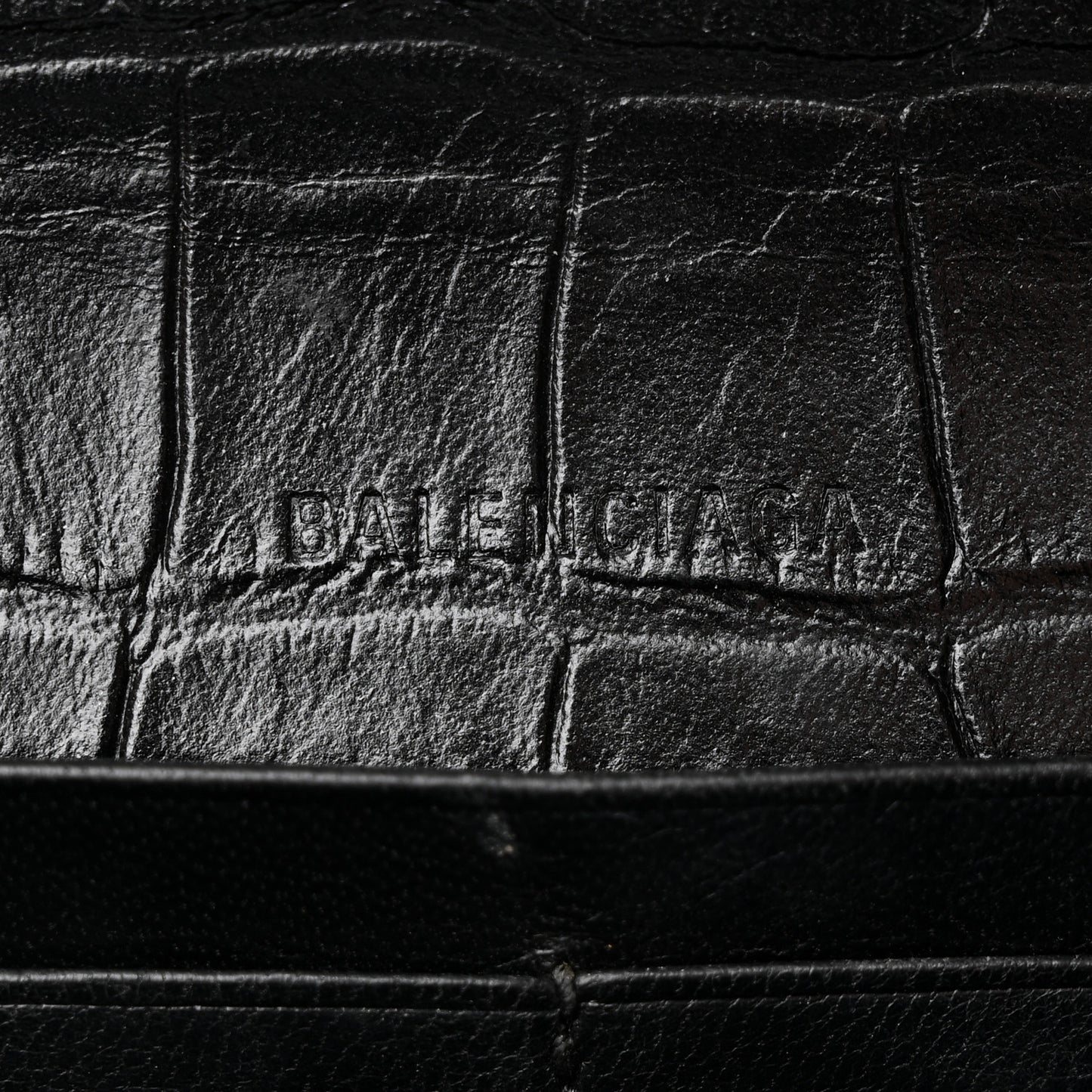 Extra Supple Calfskin Crocodile Embossed Gossip Chain Bag XS Black