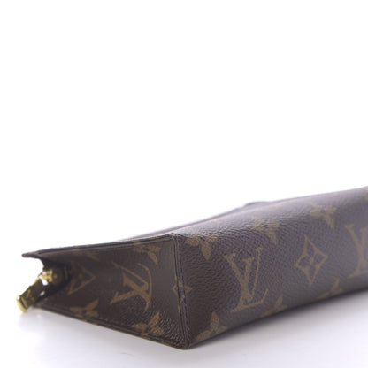 Louis Vuitton Monogram Toiletry Pouch 15 6 of 10