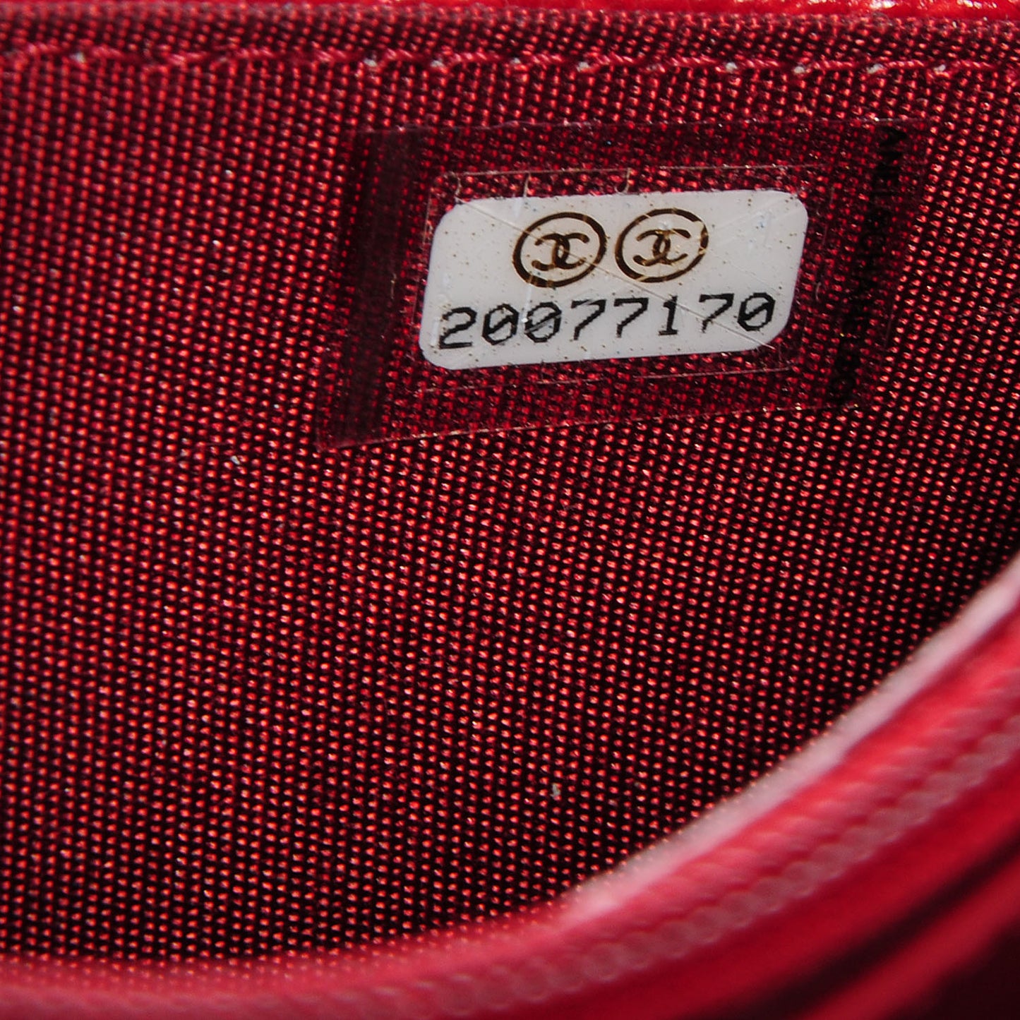 Caviar Quilted Boy Wallet On Chain WOC Red