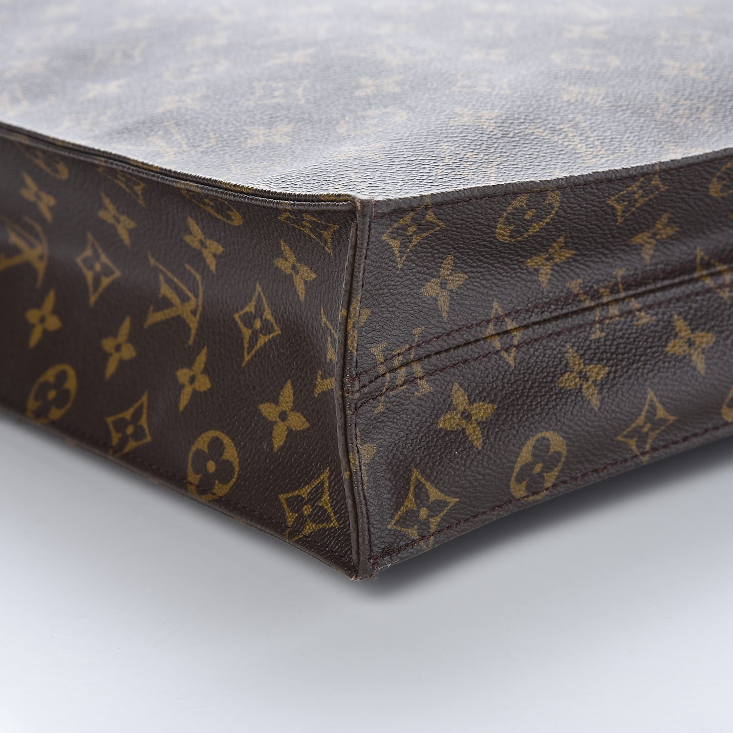 Louis Vuitton Monogram Sac Plat 14 of 16