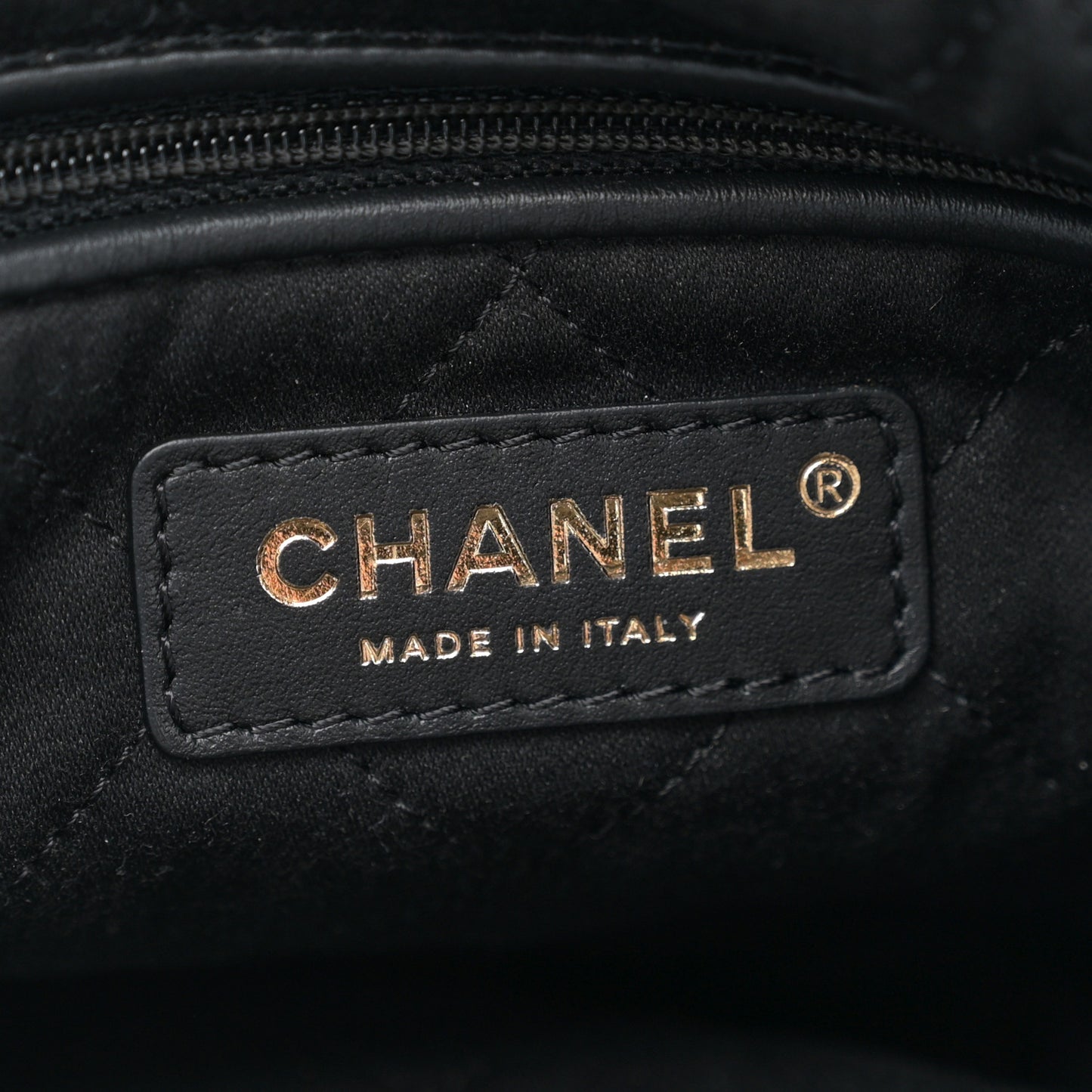 Shiny Calfskin Quilted Small Chanel 22 Black