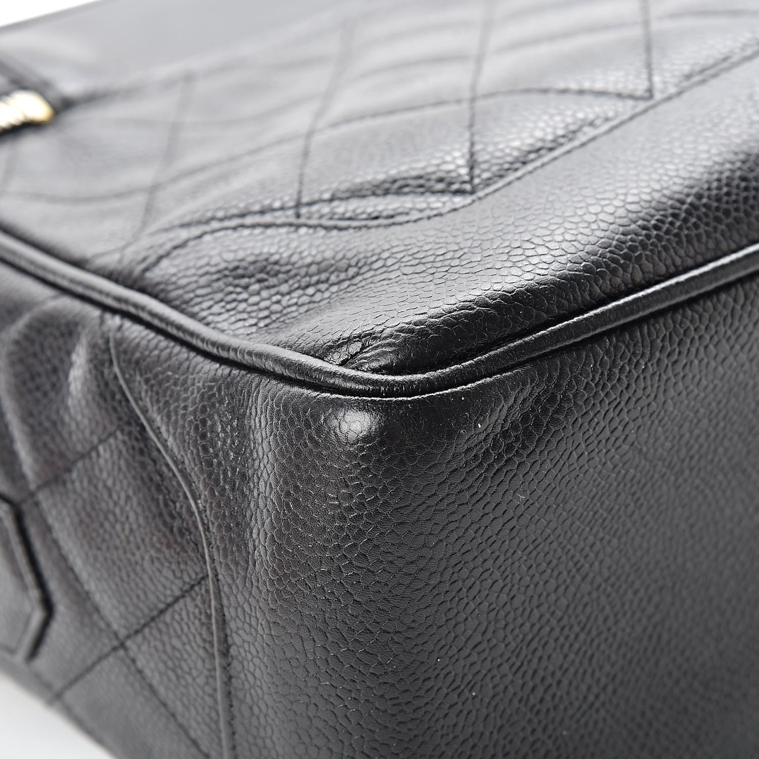 Chanel Caviar Quilted Vanity Train Case Shoulder Bag Black 13 of 22