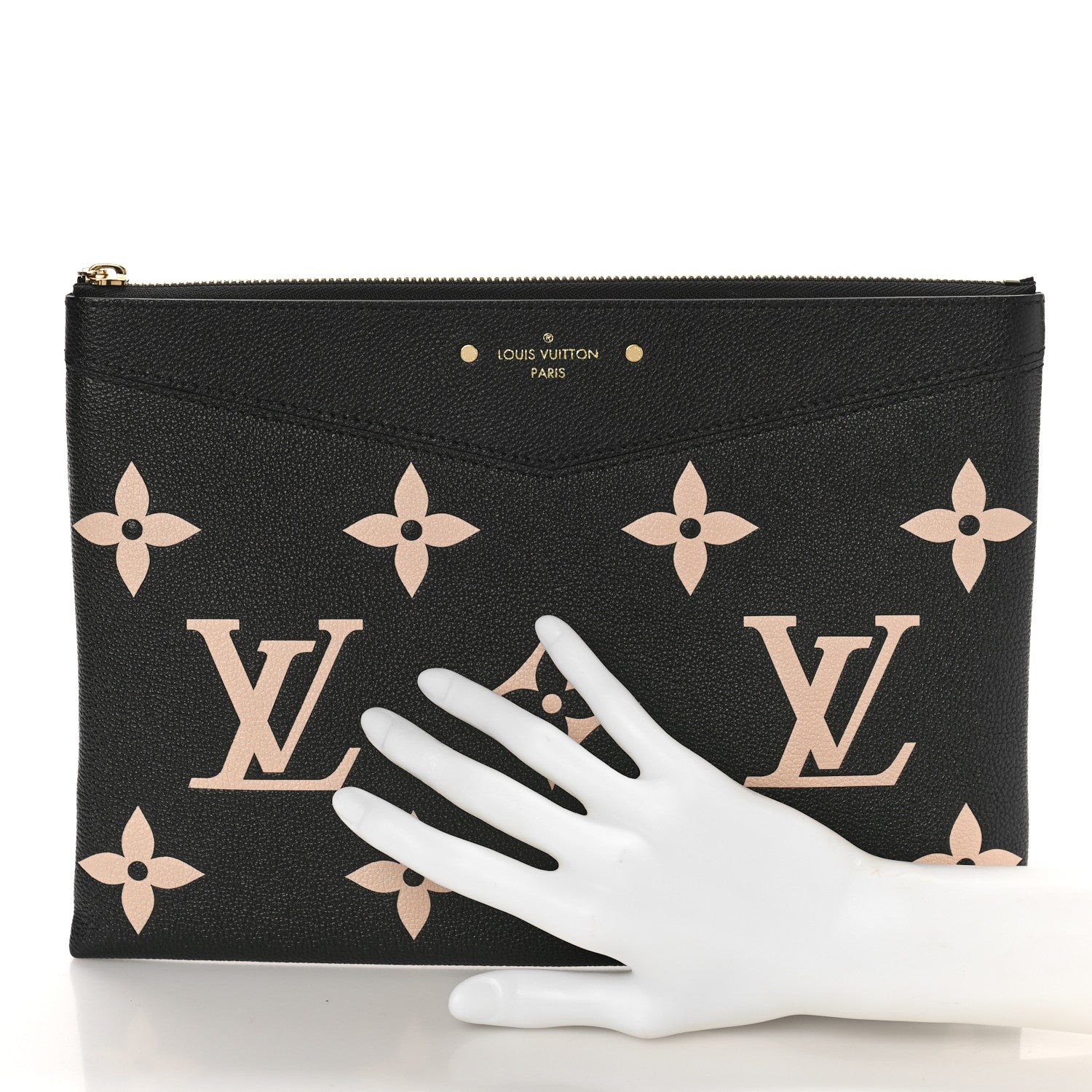 Louis Vuitton Empreinte Monogram Giant Daily Pouch Black Beige 2 of 8