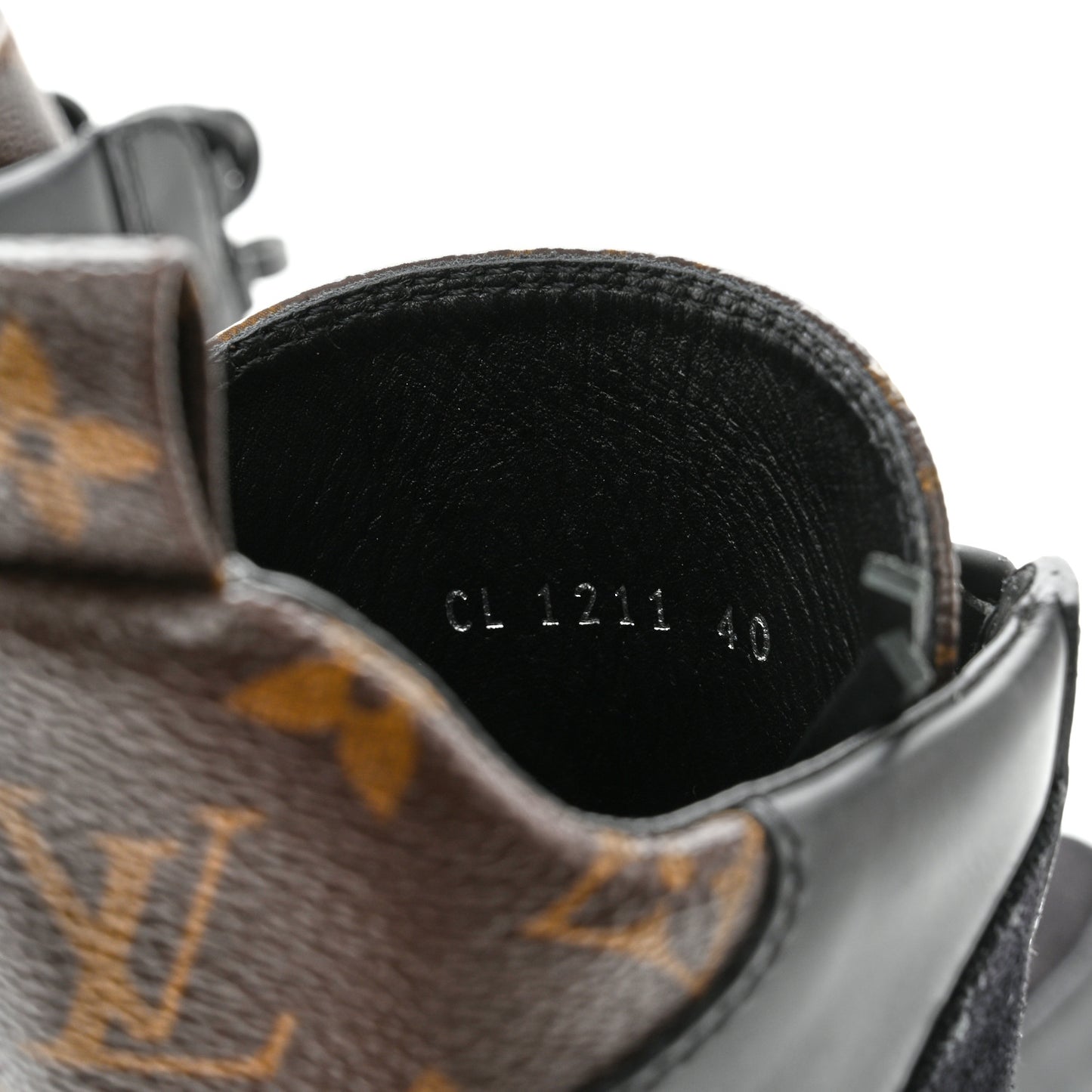 Suede Calfskin Monogram Laureate Platform Desert Boots 40 Black