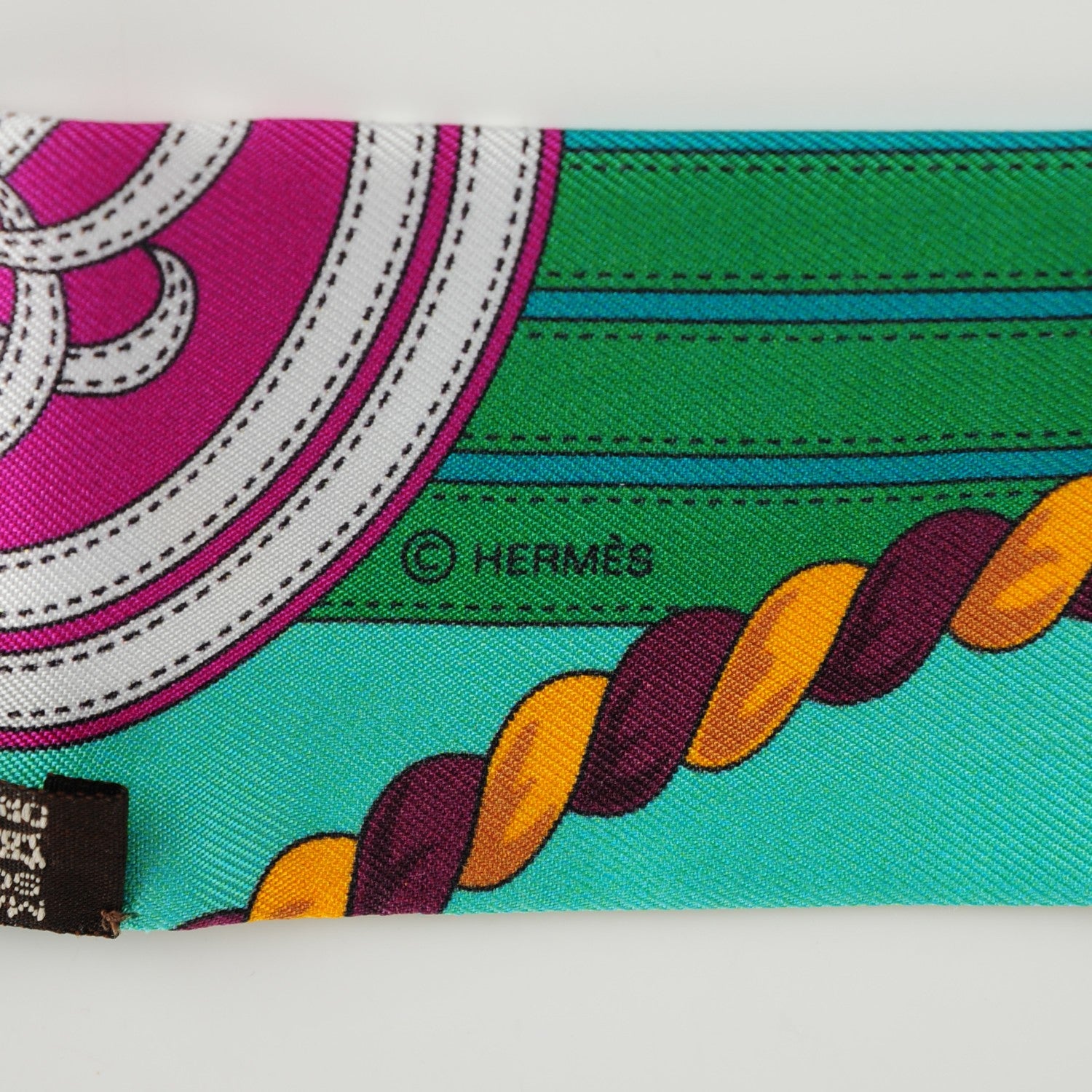 Hermes Silk Grande Tenue Twilly Rose Vif Vert Jaune D' Or 4 of 5