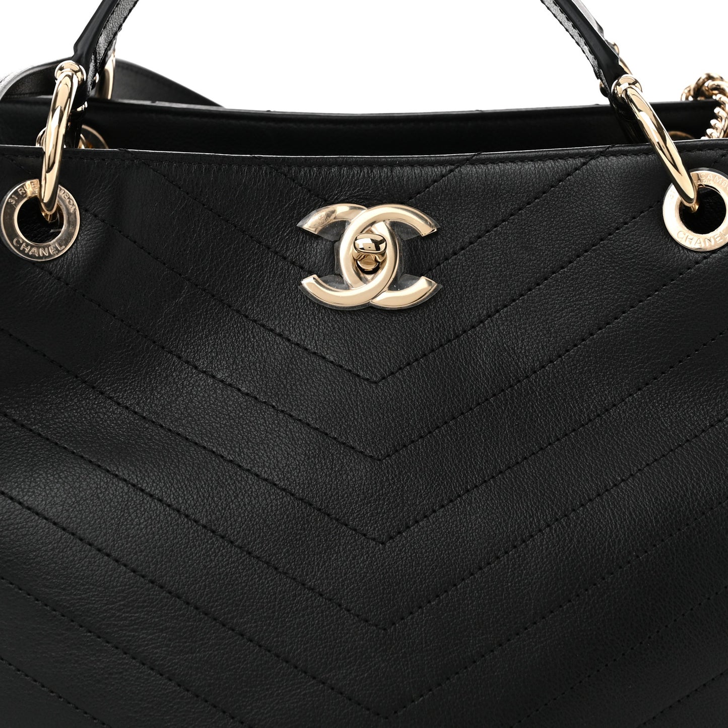 Calfskin Stitched Large Chevron Chic Shopping Bag Black