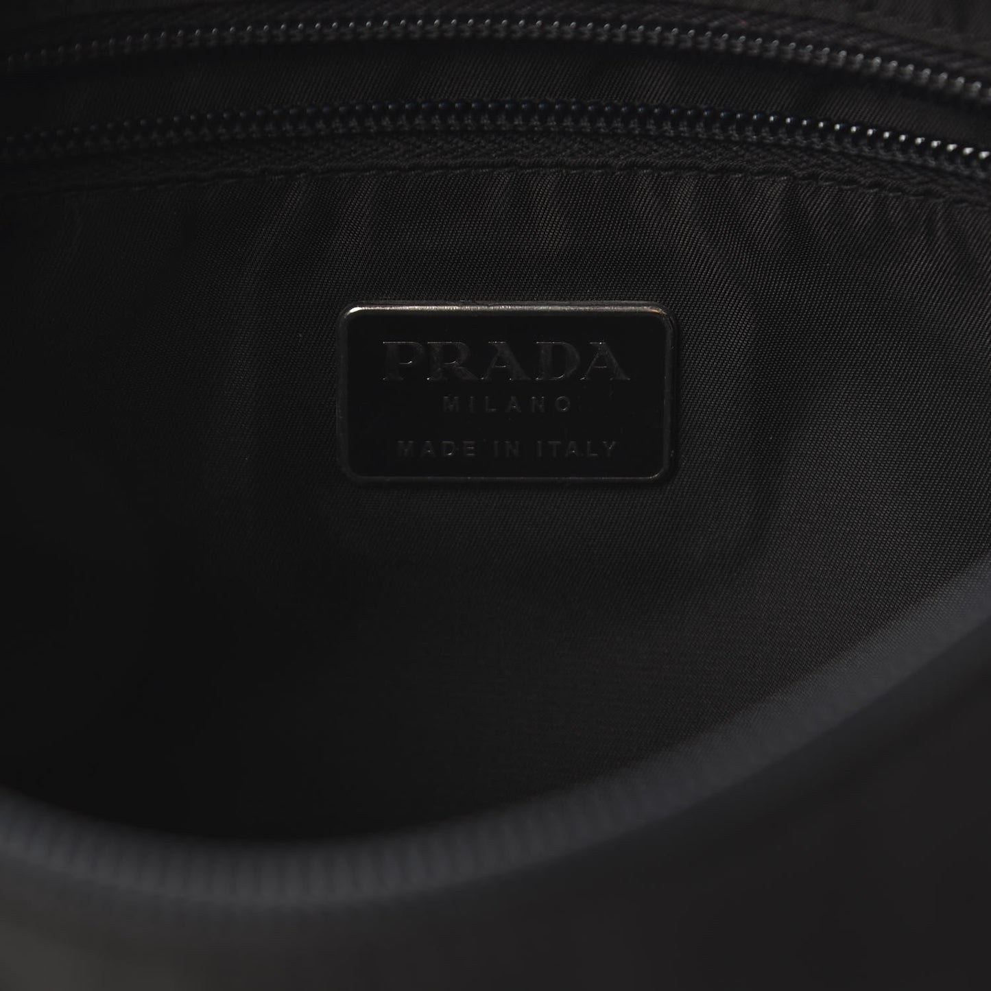 Nylon Flat Messenger Bag Black