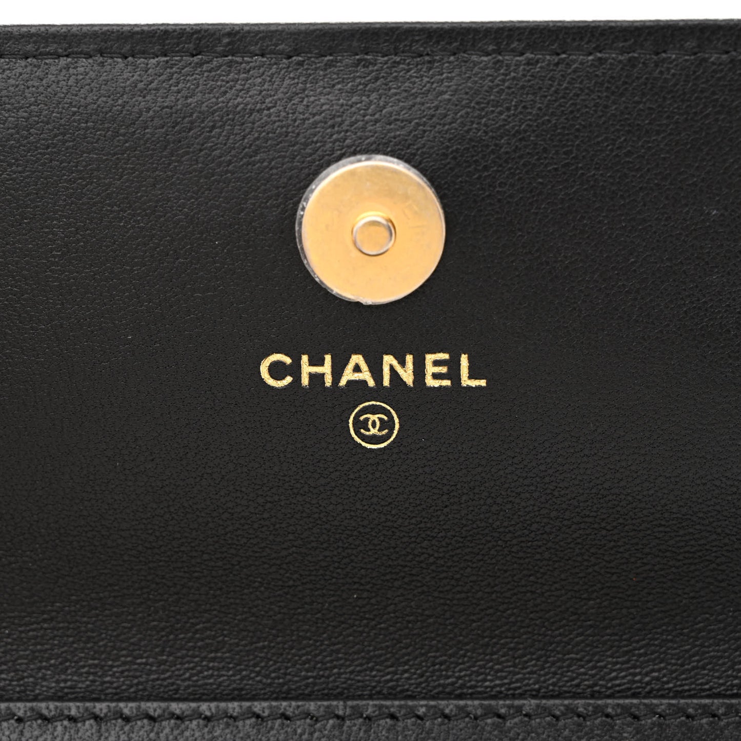 Lambskin Pearl Crush Quilted Flap Phone Holder With Chain Black