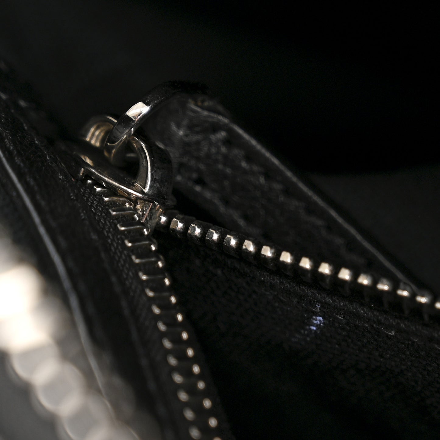 Sugar Goatskin Mini Antigona Black