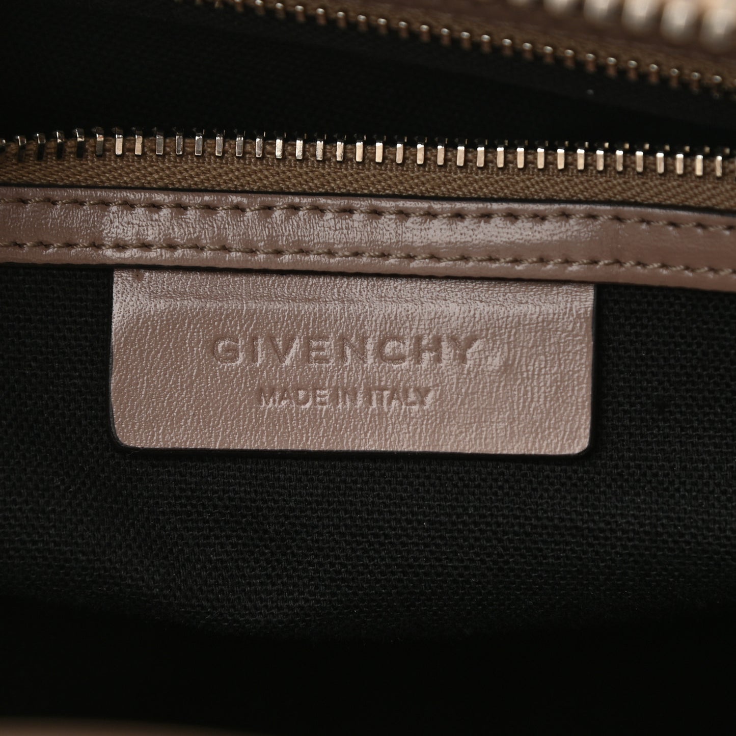 Shiny Lord Calfskin Medium Antigona Linen