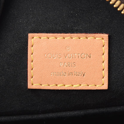 Louis Vuitton Reverse Monogram Giant Boite Chapeau Souple 6 of 8