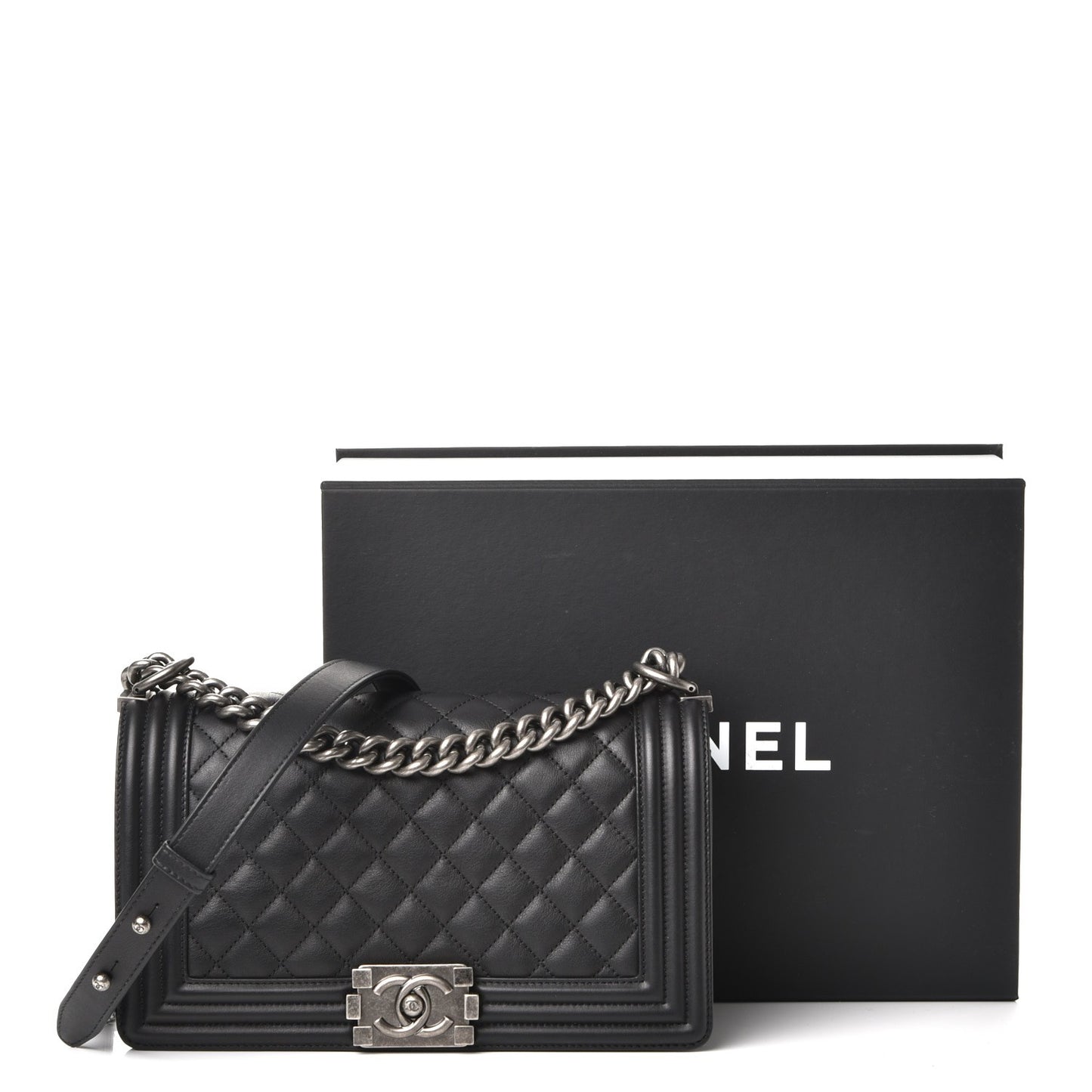 Calfskin Quilted Medium Boy Flap Black