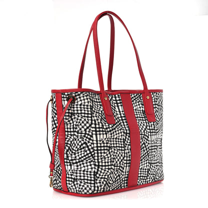 MCM Visetos Medium Liz Reversible Shopper Tote Ruby Red 5 of 17