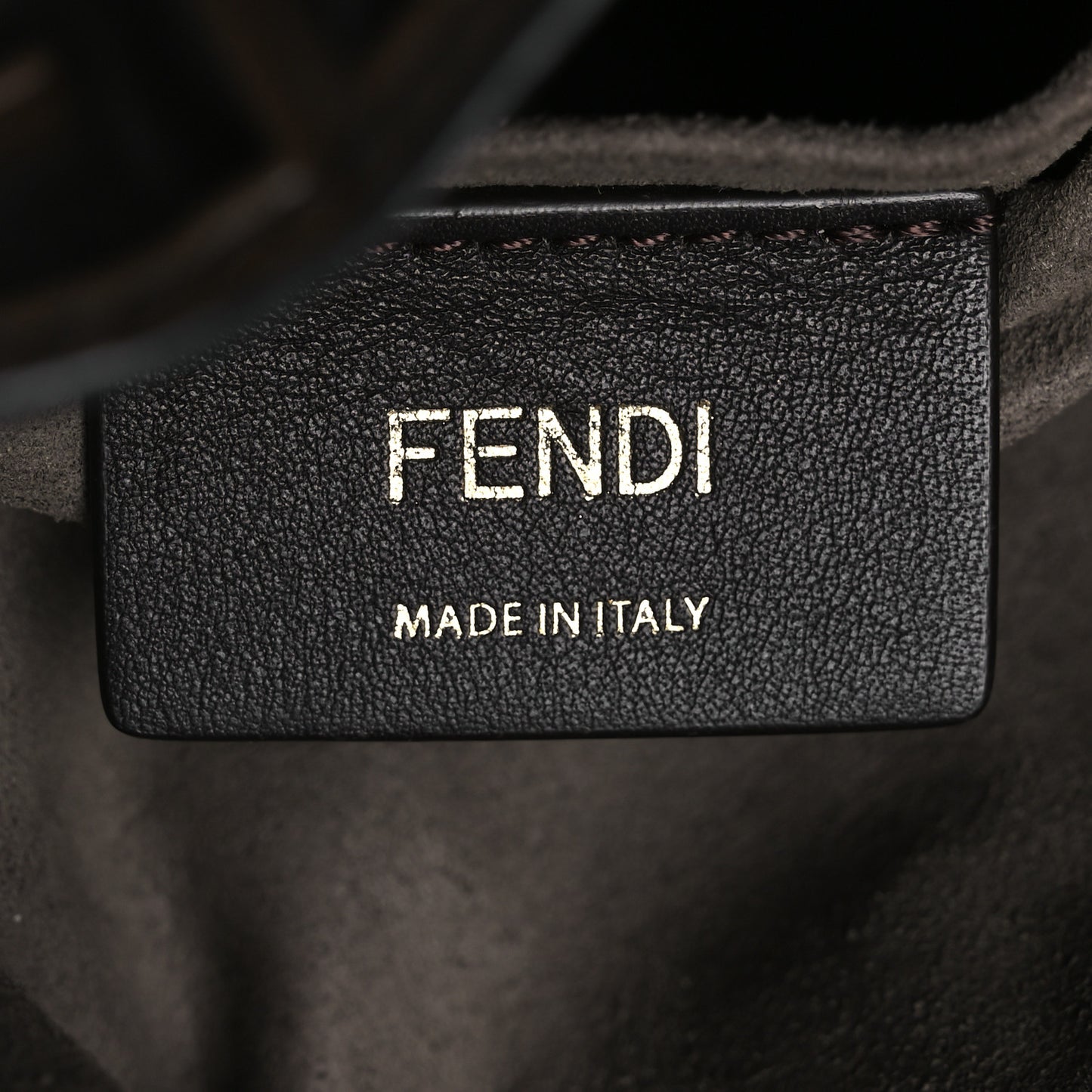 Vitello Grace F is Fendi Bi-Color FF 1974 Embossed Grande Mon Tresor Bucket Bag Maya Black Fragola
