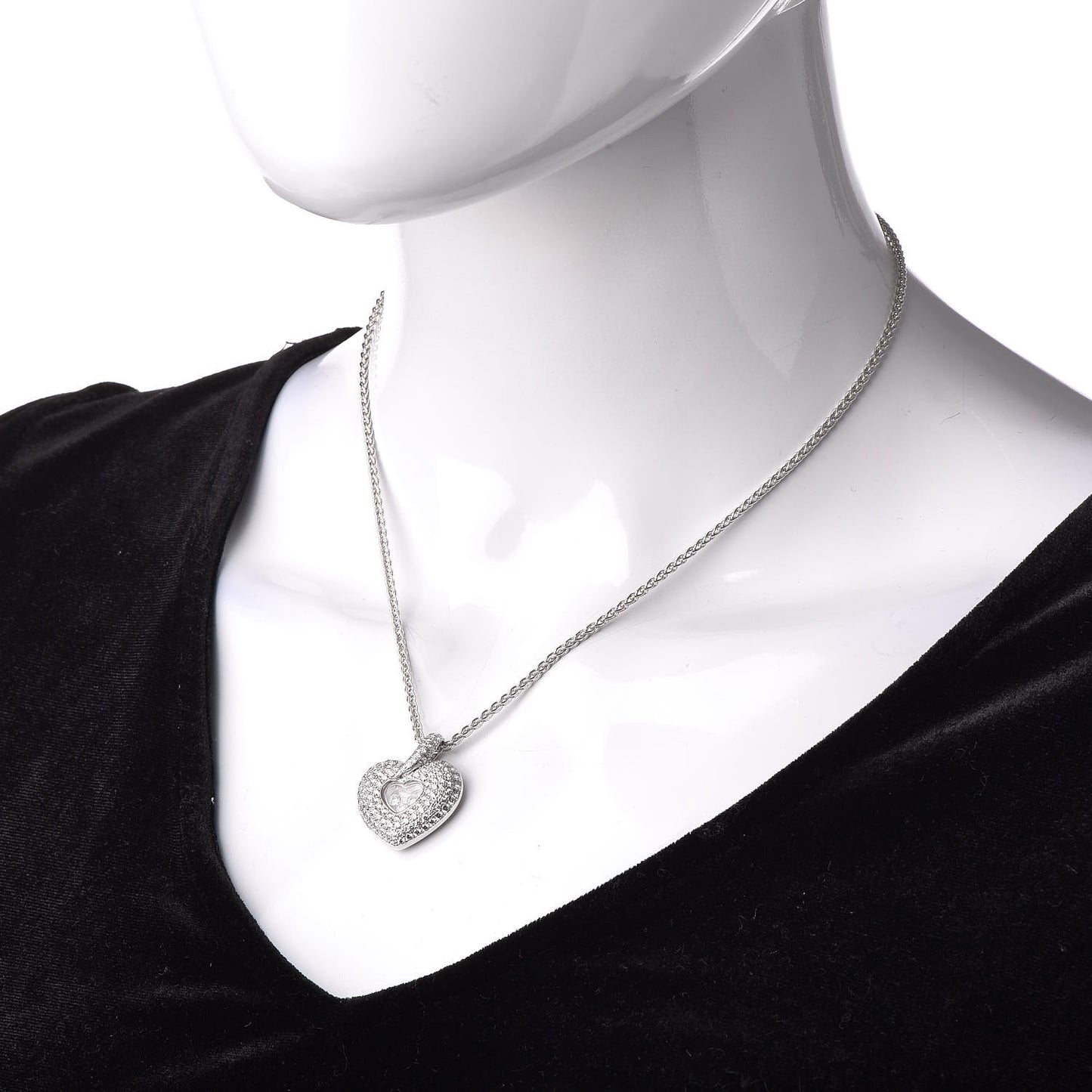 18K White Gold Happy Diamonds Icons Pave Heart Pendant Necklace