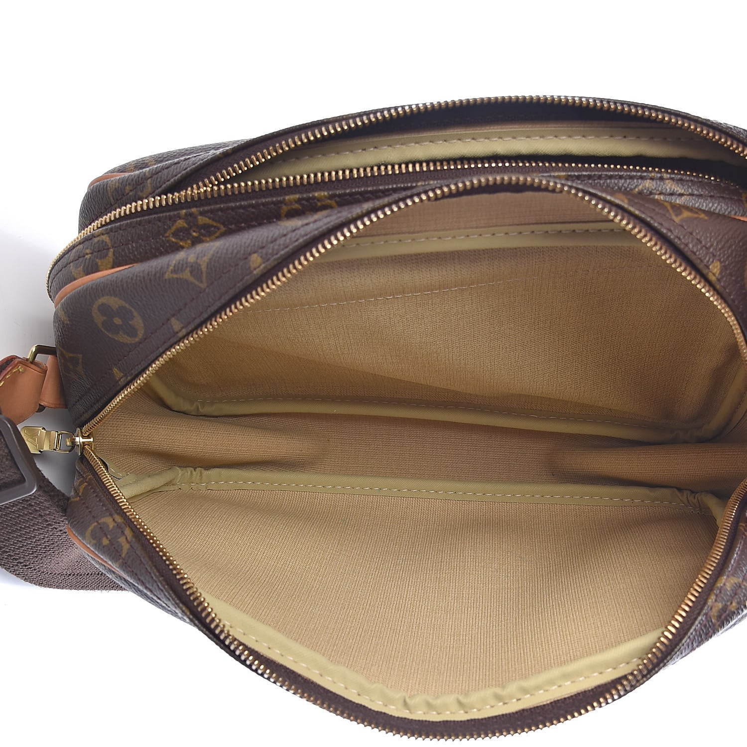 Louis Vuitton Monogram Reporter PM 6 of 15