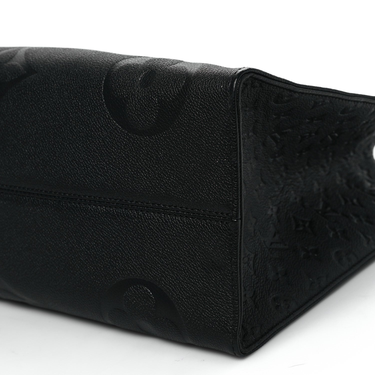 Louis Vuitton Empreinte Monogram Giant Onthego GM Black 8 of 8