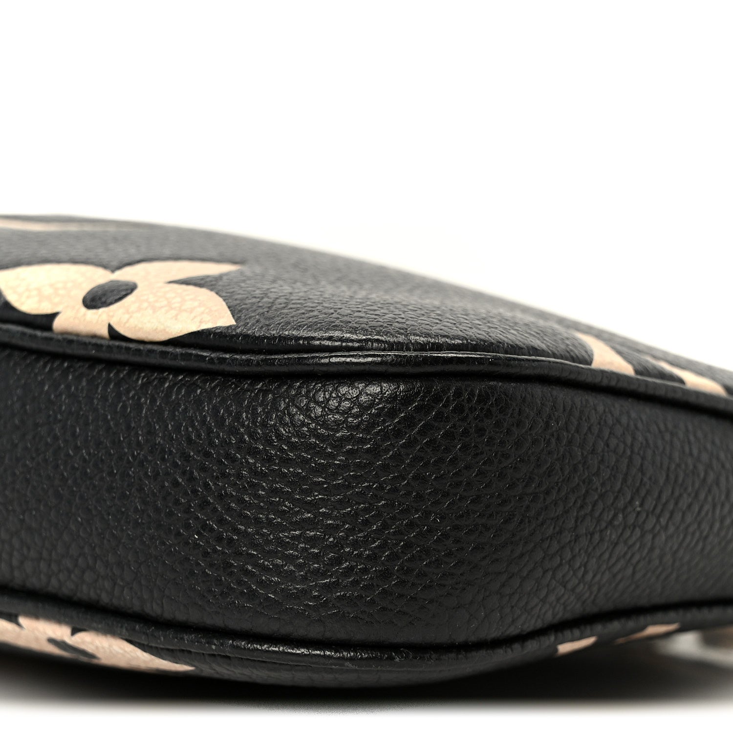 Louis Vuitton Empreinte Monogram Giant Multi Pochette Accessories Mini Pochette Black Beige 9 of 9