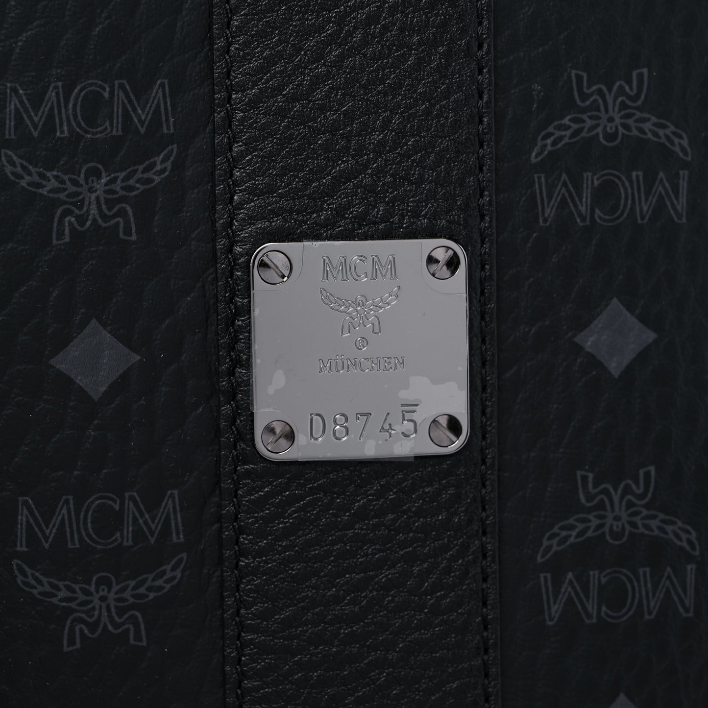 Visetos Medium Liz Reversible Shopper Tote Black