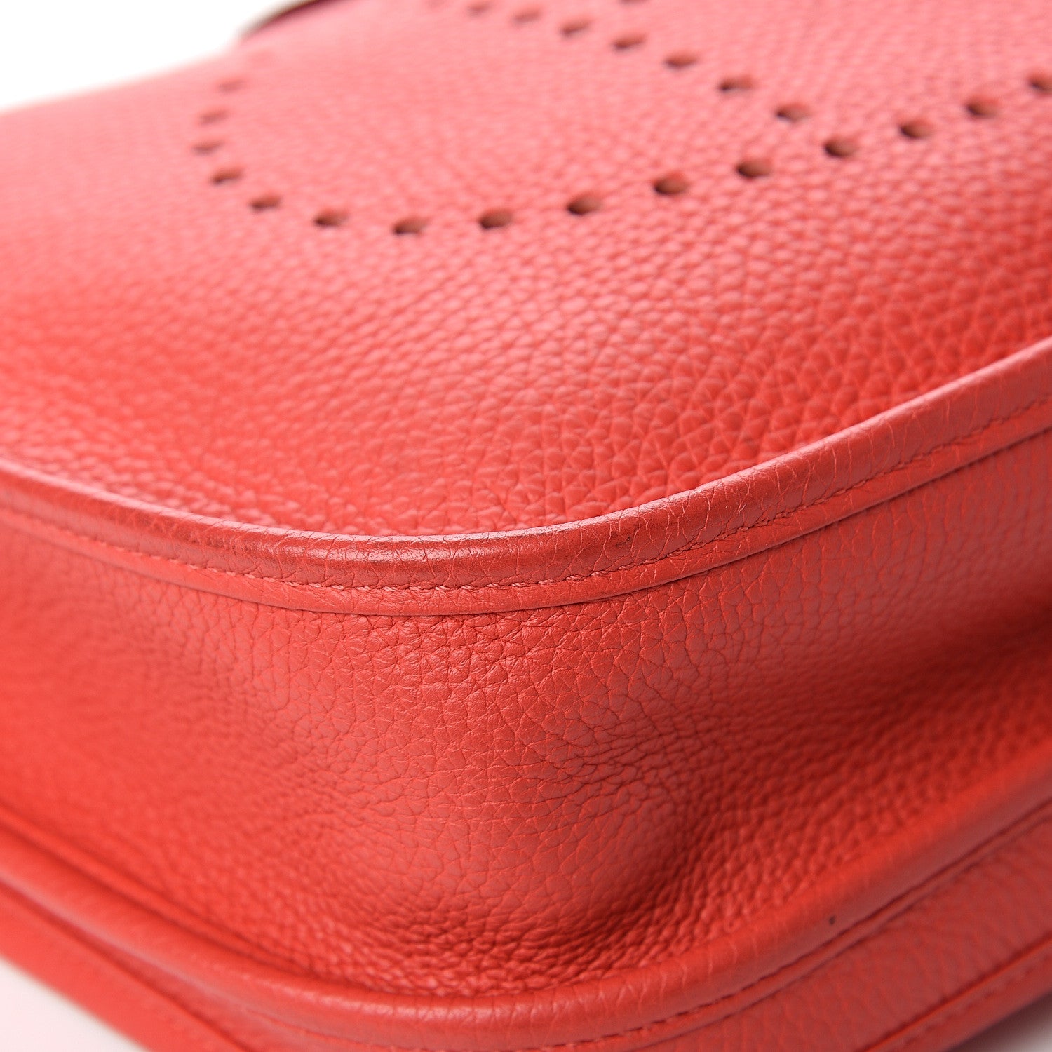 Hermes Taurillon Clemence Evelyne III PM Bougainvillea 13 of 17