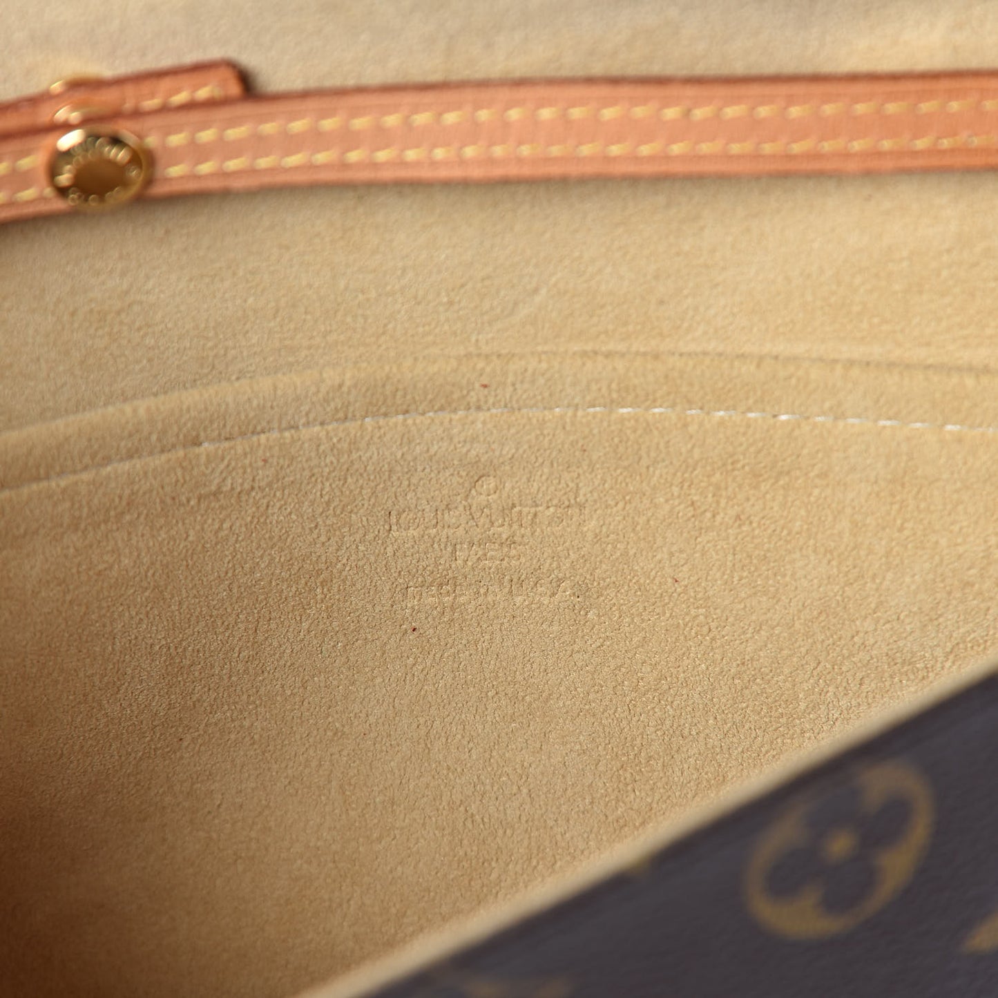 Monogram Pochette Twin GM