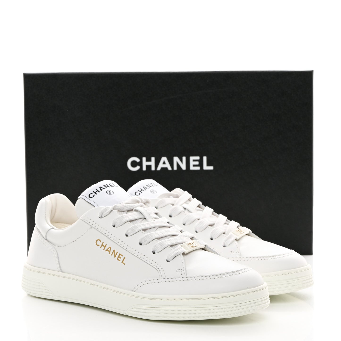 Calfskin Womens CC Logo Sneakers 38 White